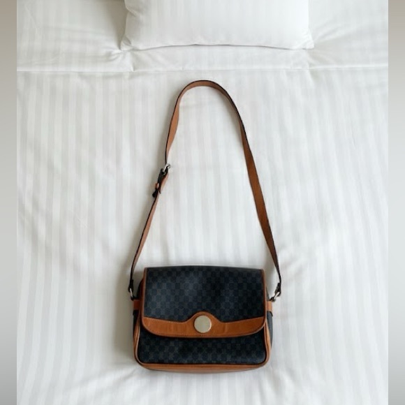 Sale🔥Authentic Antonelli Italy Crossbody Bag - Picture 1 of 7